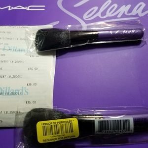 AUTHENTIC MAC Selena Brush
